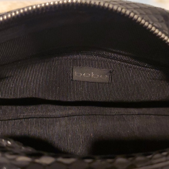 💥VINTAGE BEBE Black Sequin Bag! - Picture 5 of 5